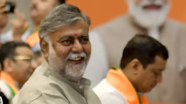 केंद्रीय मंत्री पहलाद सिंह पटेल