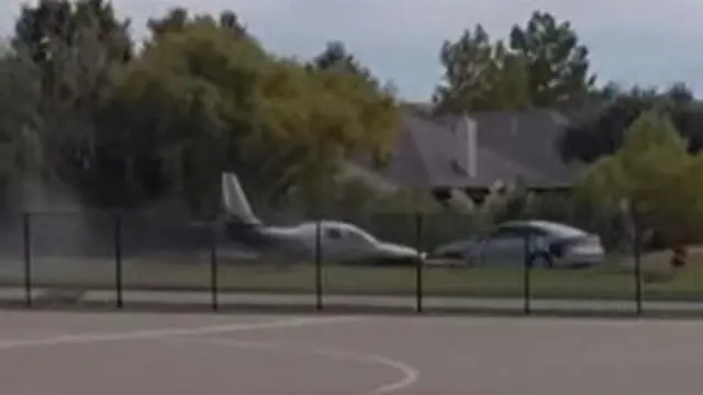 літак