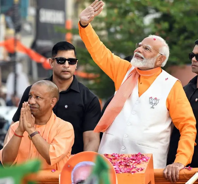 नरेंद्र मोदी और योगी आदित्यनाथ