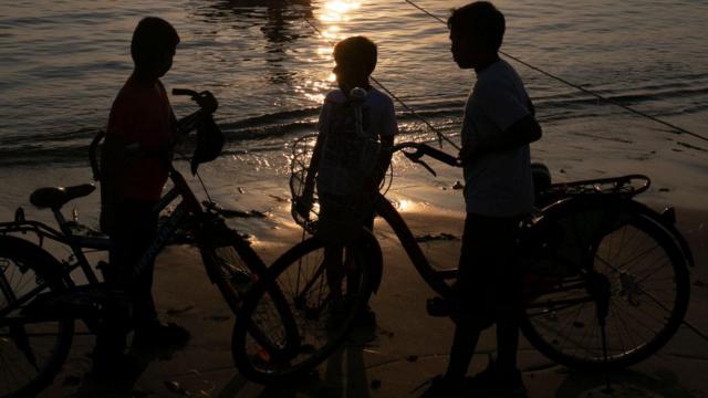 பட்டியலின சிறுவர்களுக்கு முடி வெட்ட மறுத்த சலூன் கடை