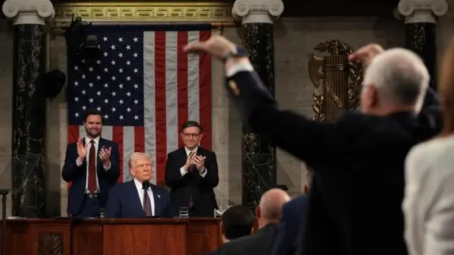 డోనల్డ్ ట్రంప్ 