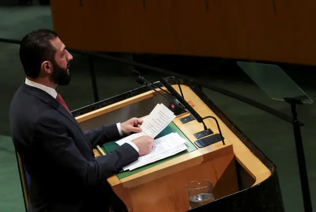 رئيس المرحلة الانتقالية في سوريا أحمد الشرع يلقي كلمة أمام الجمعية العامة الثمانين للأمم المتحدة في نيويورك