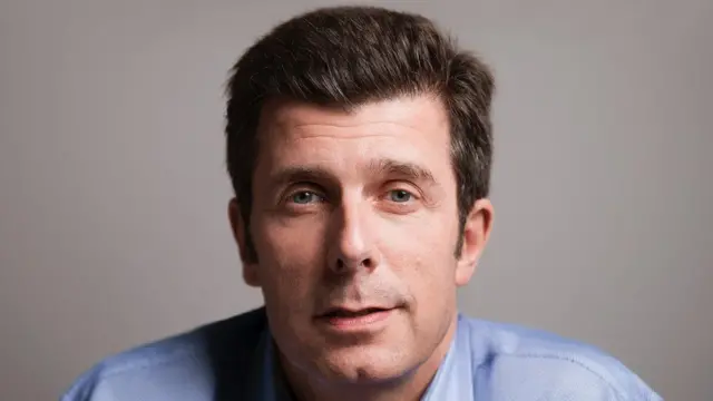 Макс Кристен ичкилик менен кофе уйкуну бузарын айтат