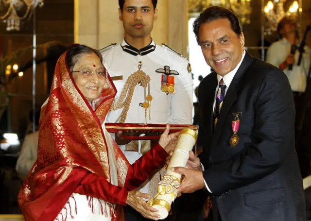 धर्मेंद्र