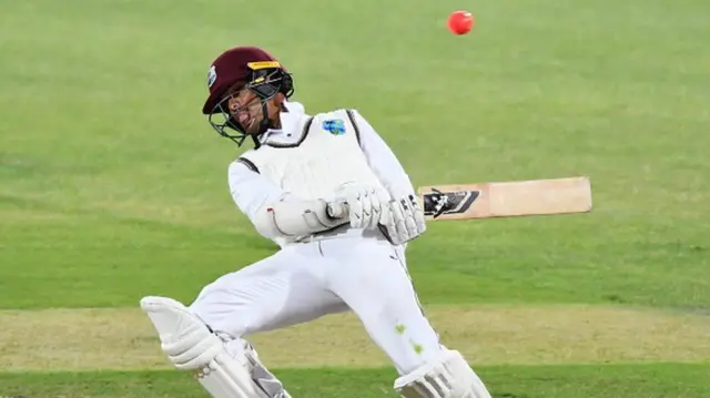 तेजीनाराइन चन्दरपाउल