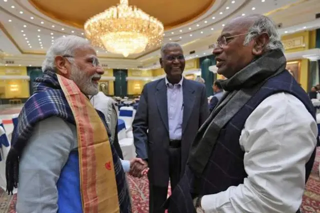 ਨਰਿੰਦਰ ਮੋਦੀ ਅਤੇ ਮਲਿਕਾਰਜੁਨ ਖੜਗੇ