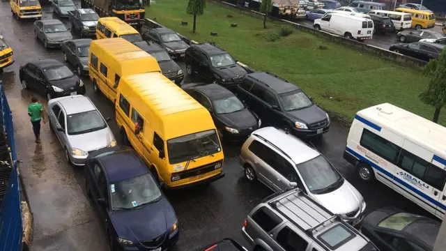 Ụgbọala dị iche iche na-emepụta ikuku ọjọọ na-emetọ ihu eluigwe