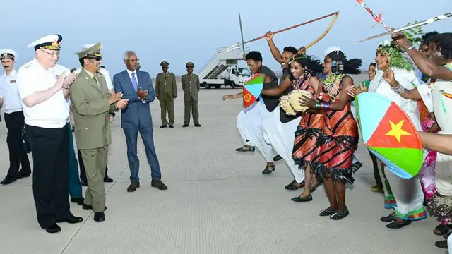 ኣዛዚ ሓይሊ ባሕሪ ሩስያ ባጽዕ ኣብ ዝኣተወሉ