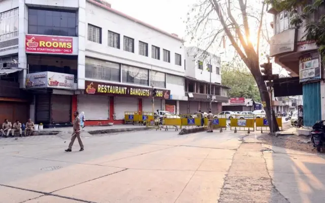 બીબીસી ગુજરાતી ઔરંગઝેબ મહારાષ્ટ્ર નાગપુર હિંસા પોલીસ ભાજપ કૉંગ્રેસ મુસલમાન 