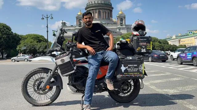 బ్రిటన్, భారత్, ప్రపంచ యాత్రికుడు, బైక్ దొంగతనం, యోగేశ్ అలేకారీ