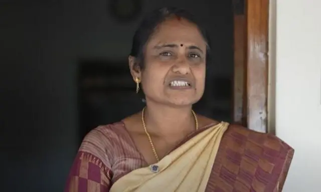 நிமிஷா பிரியாவுக்கு மரண தண்டனை நிறைவேற்றப்படக்கூடாது என கிராம மக்கள் நம்புவதாக உள்ளூர் பெண் வினிதா டி சொல்கிறார்