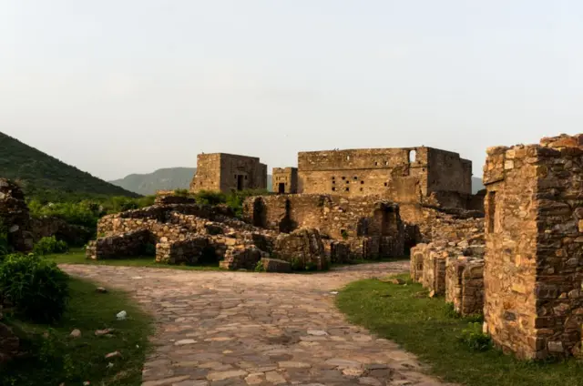 કિલ્લામાં એક બજાર પણ હતું