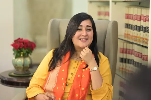 बांसुरी स्वराज 