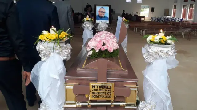 Umurambo wa we ugejejwe mu rusengero rw'Abadiventiste rwo ku Ruyenzi mu karere ka Kamonyi