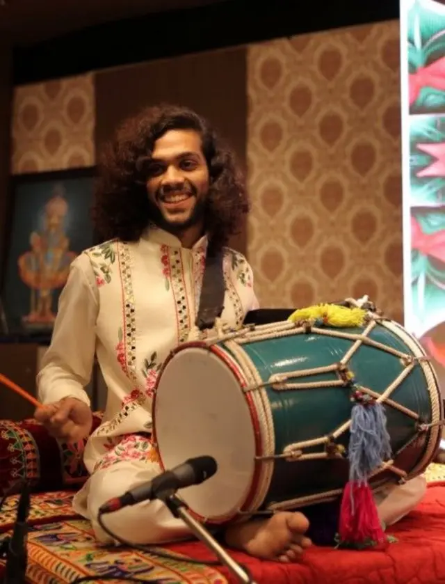 બીબીસી ગુજરાતી, ગુજરાત, બીબીસી, અમદાવાદ, સુરત, આરતી સાંગાણી, દેવાંગ ગોહેલ,