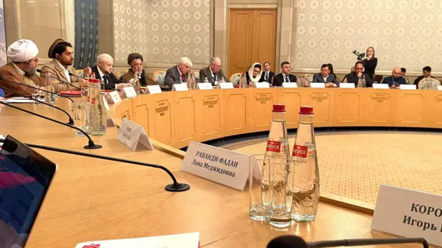 «افغانستان در میان گذشته و آینده» نشست مسکو با حضور چهره‌های عمده مخالف طالبان