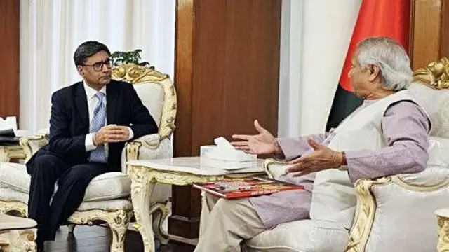 विक्रम मिस्री और मोहम्मद यूनुस