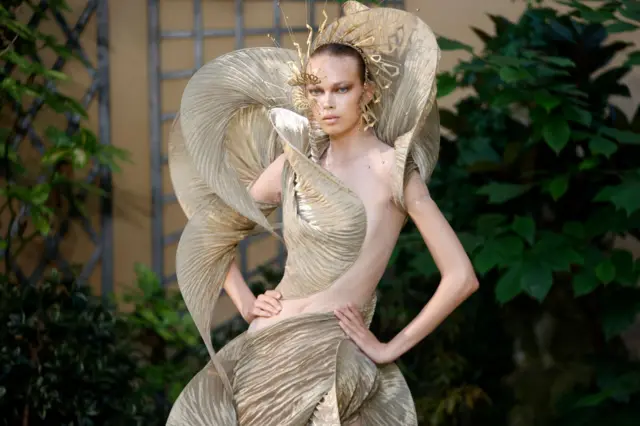 هفته مد پاریس