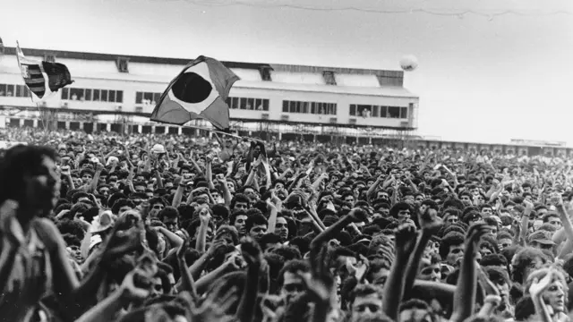 Multidão no Rock in Rio em 1985