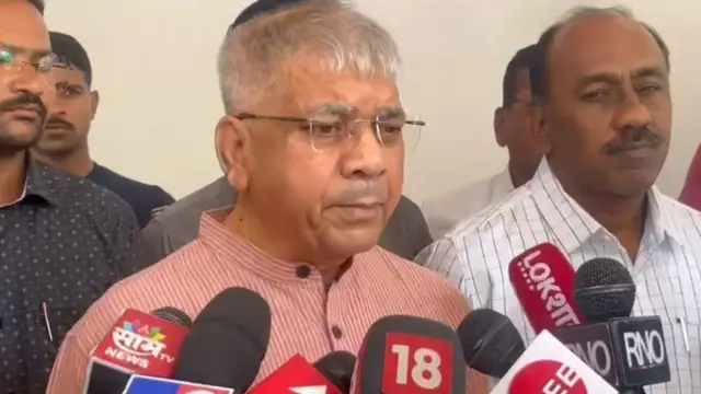 प्रकाश आंबेडकर