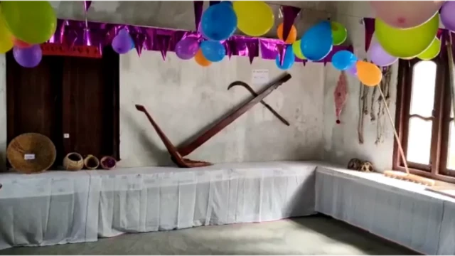 .