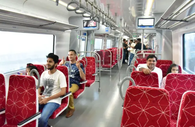 નમો ભારત રૅપિડ રેલ, વડા પ્રધાન મોદી, ટ્રેન, ગુજરાત, અમદાવાદ, બીબીસી ગુજરાતી