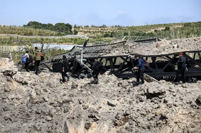 уништен мост у либану