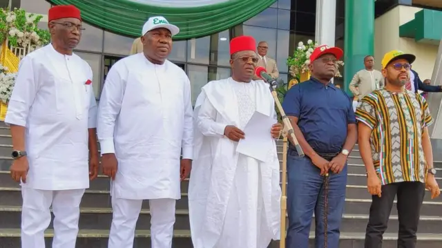 Ndị Gọvanọ Ọwụwa Anyanwụ