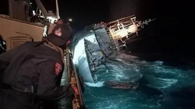 เรือเอียง