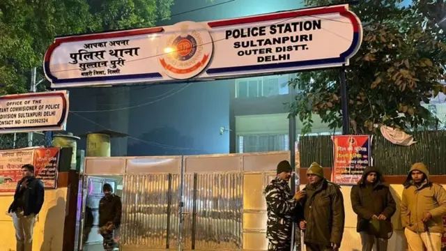 டெல்லியில் காருடன் இழுத்துச் செல்லப்பட்ட பெண்ணுக்கு நடந்தது என்ன? – களத்தில் பிபிசி 