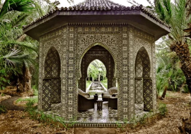 ਬਿਨ ਐਨਾਖਿਲ ਮਹਿਲ