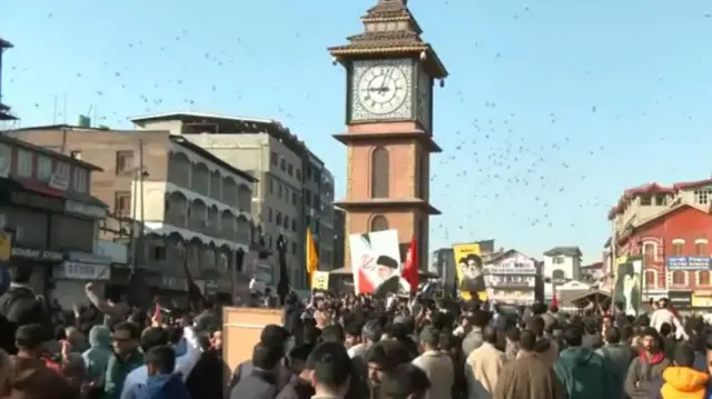 खामेनी यांच्या मृत्यूनंतर भारतात या जागी झालं आंदोलन