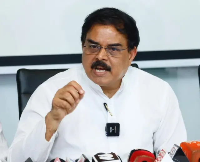 మంత్రి నాదెండ్ల మనోహర్