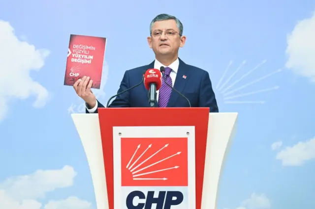 Özgür Özel