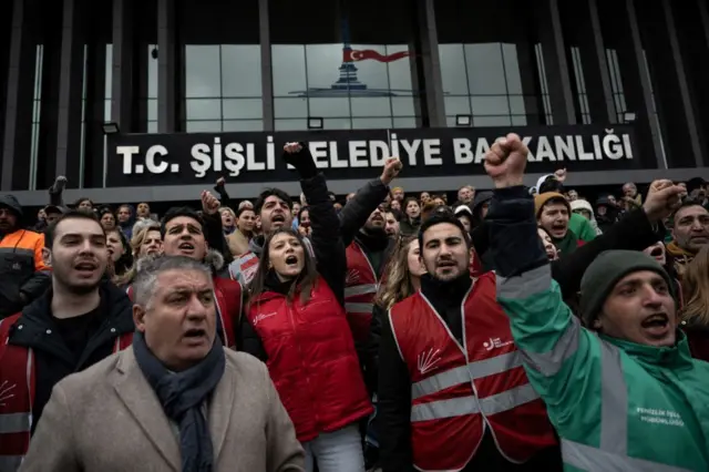Şişli Belediyesi çalışanlarının eylemi.