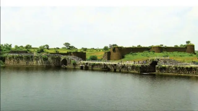 நலாதுர்க் கோட்டை