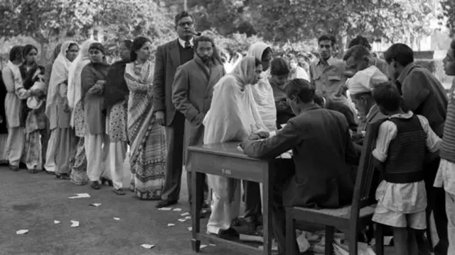 தமிழ்நாடு தேர்தல் 2026, கட்சிகளின் சின்னங்கள், அரசியல்