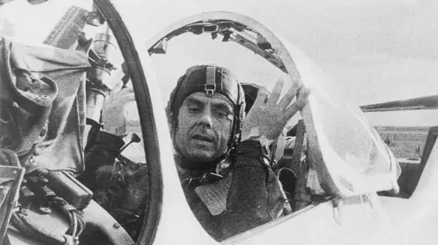 व्लादिमीर कोमारोव्ह