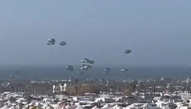 गाझामध्ये मदत घेऊन पोहोचलेले अमेरिकेचे पॅराशूट 