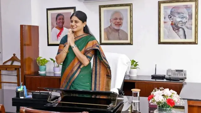 உத்தரப்பிரதேசம் : பாஜகவின் பலவீனமான செயல்பாடு; கேள்விக்குறியாகும் யோகி ஆதித்யநாத்தின் அரசியல் வாழ்க்கை