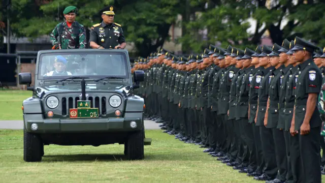Upacara Penutupan Pendidikan Pertama Tamtama TNI AD Gelombang Pertama Tahun 2022 di Banda Aceh, Aceh, Selasa (27/9/2022)