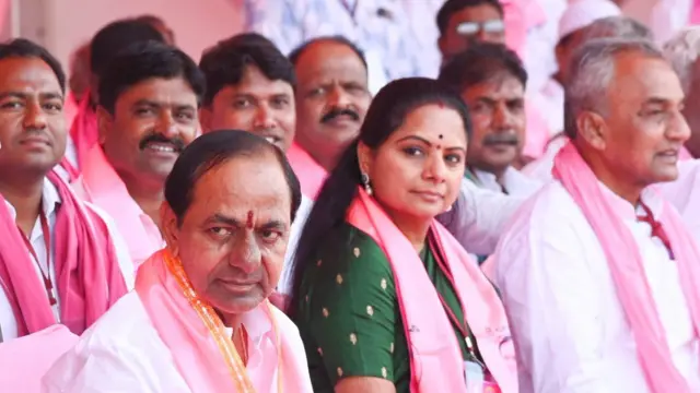 కేసీఆర్, కవిత 