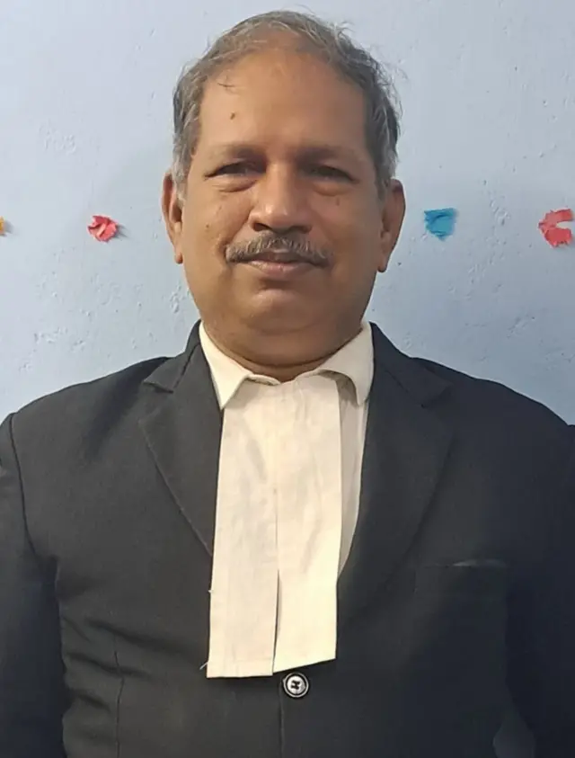 வழக்கறிஞர் புகழேந்தி