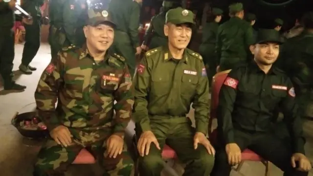 ညီနောင်သုံးဖွဲ့ခေါင်းဆောင်တွေ