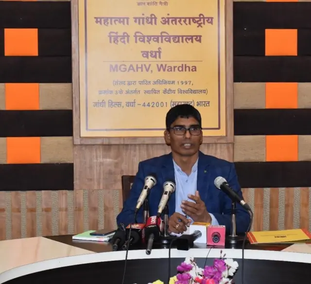 कुलसचिव