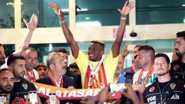 Osimhen İstanbul'da.