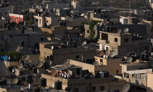 జాలాజోన్ శరణార్ధి శిబిరాలు