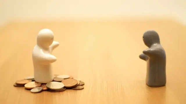 বাংলাদেশের অর্থনীতিতে দিন দিন বৈষম্যমূলক ব্যবস্থা প্রকট রূপ নিয়েছে