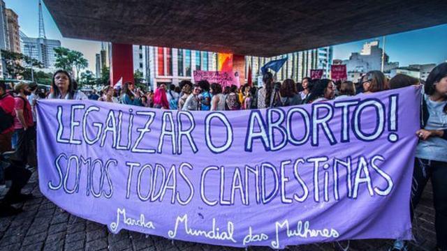 Mulheresbbb na betanoprotesto contra criminalização do aborto