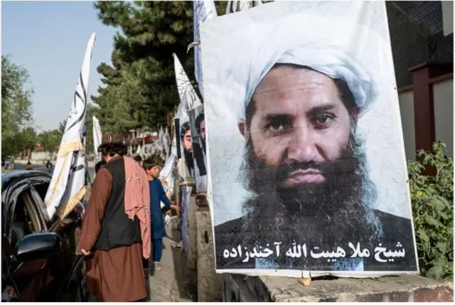 په دا وروستیو کې د طالبانو کابینې په کندهار کې غونډه کړې، چې هبت الله اخوندزاده هم پکې ګډون کړی و.